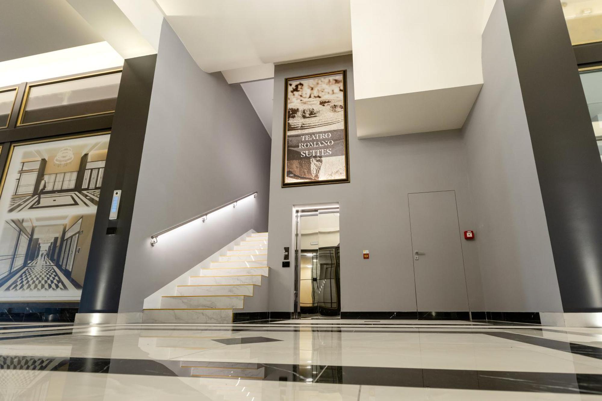 Teatro Romano Exclusive Suites Трієст Екстер'єр фото
