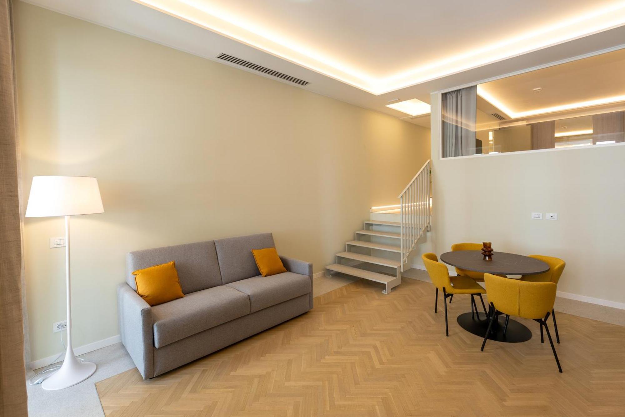 Teatro Romano Exclusive Suites Трієст Екстер'єр фото